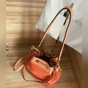 Michael Kors | Bags | Super Michael Kors Bucket Dottie Color  display picture 3
